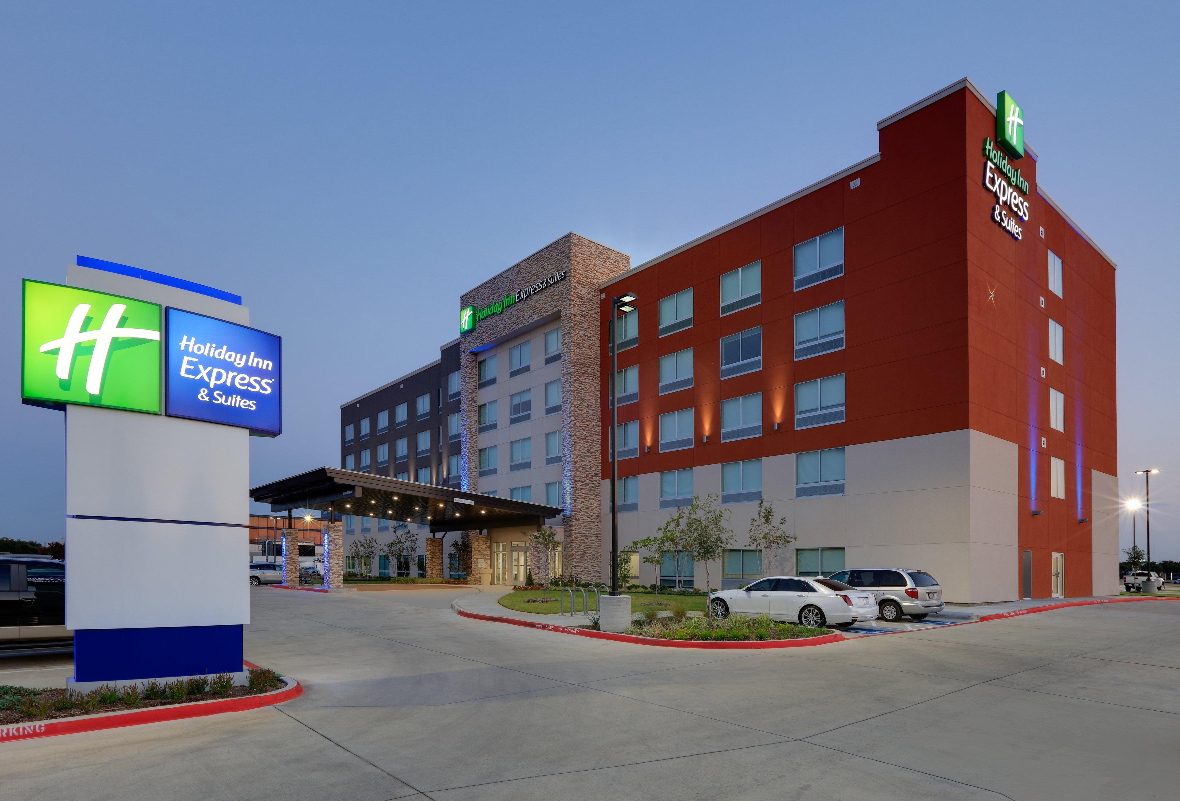 Holiday Inn Express & Suites - Dallas Nw Hwy - Love Field By Ihg Eksteriør bilde